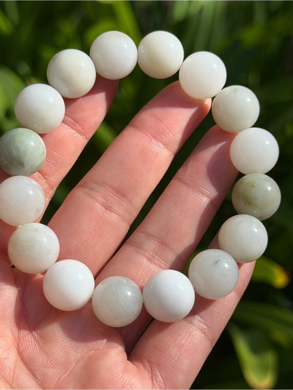 White Jade Beaded Stretch Bracelet - Unbranded Palo